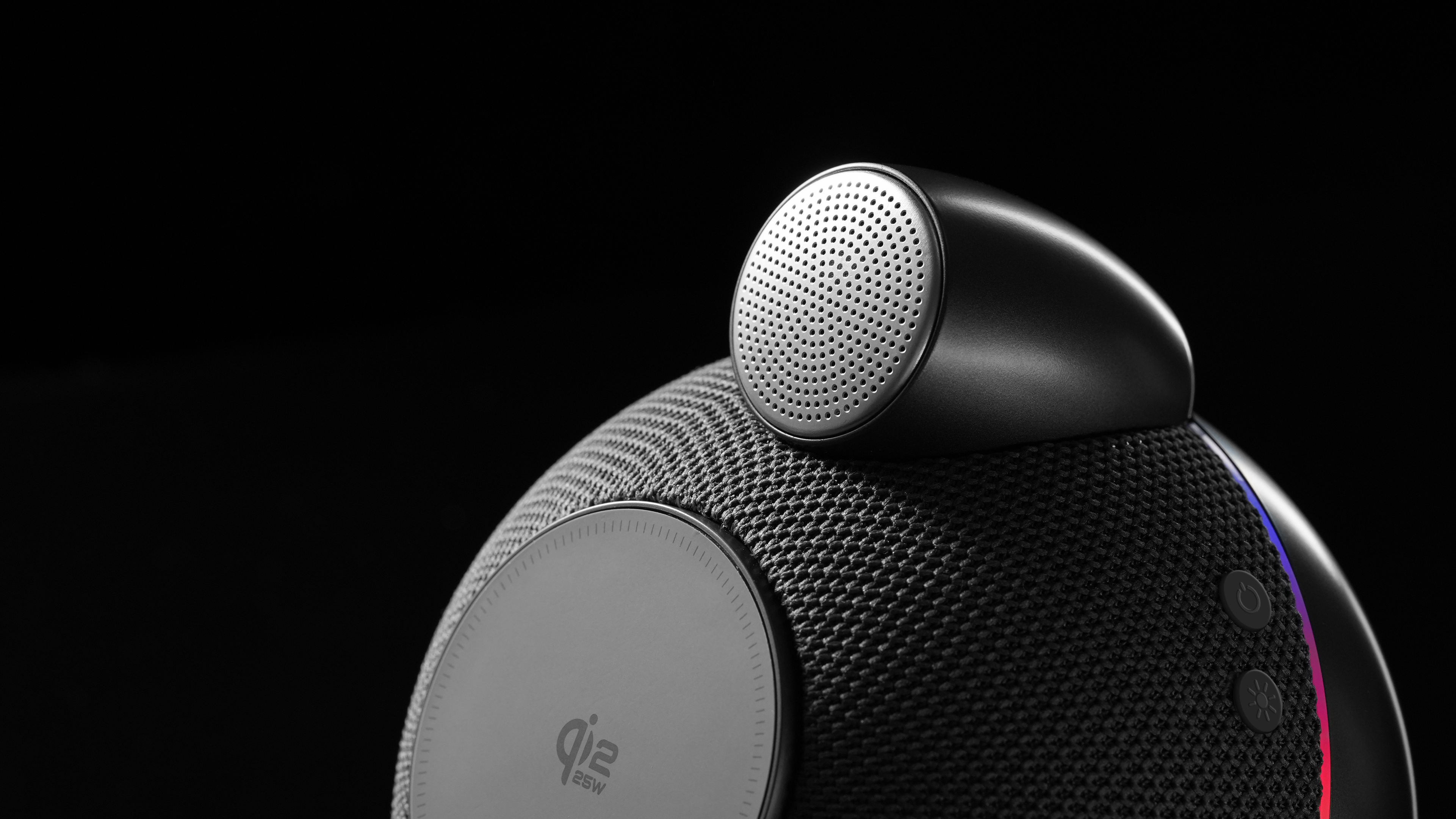 Magnetic Wireless Charger Speaker — 5